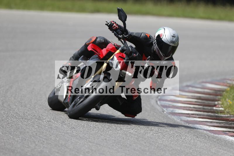 /27 12.06.2025 Ducati Schweiz Trackday Warmup  ADR/gelb-jeaune/ohne